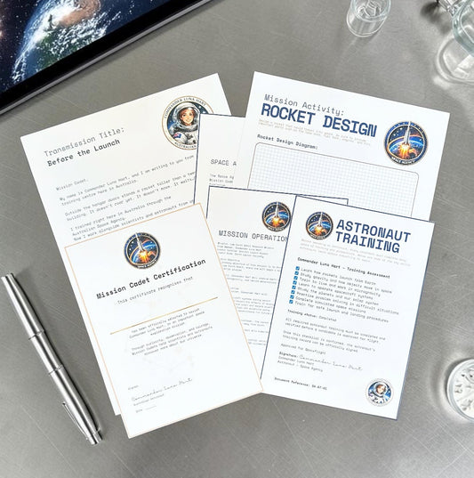 Commander Luna Hart – Space Letter Series